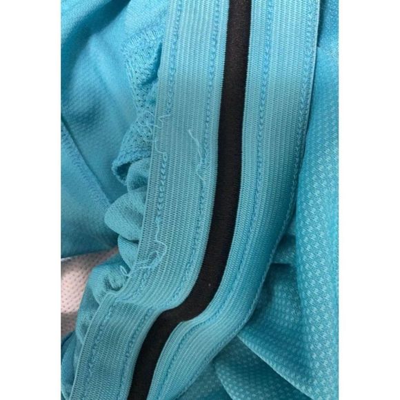 π
Ίxxl 2XL Nike Mens shorts small mark on back and stitching flaw - Picture 7 of 7